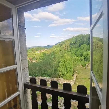 Chateau De *