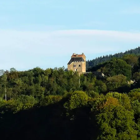 بيت ضيافة Chateau De *